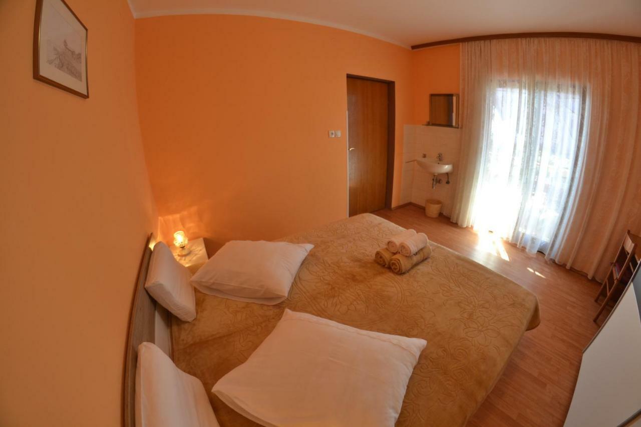 Apartman Jadranka Palit エクステリア 写真