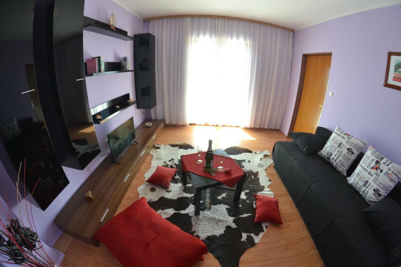 Apartman Jadranka Palit エクステリア 写真